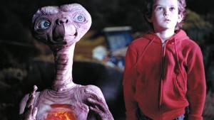 ET el extraterrestre (1982) STEVEN SPIELBERG ET el extraterrestre