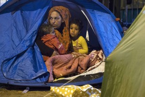 informe UNICEF Refugiados sirios en París (Joel Saget. AFP)