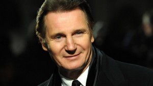Un monstruo viene a verme. Liam Neeson pone la voz al monstruo.