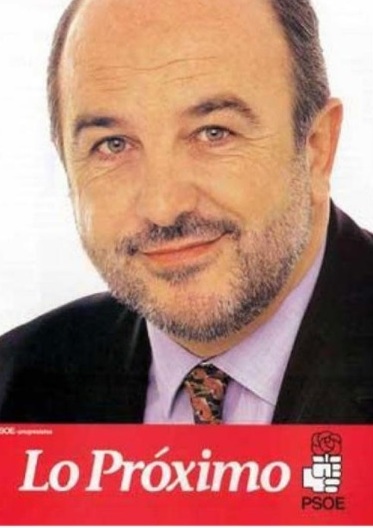 Joaquín Almunia cogió el testigo de González en las elecciones del 2000.