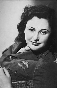 Cuentos de buenas noches para niñas rebeldes. Nancy Wake en 1945.