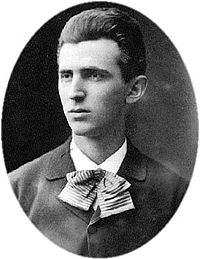 Nikola Tesla en 1879, a la edad de 23 años.
