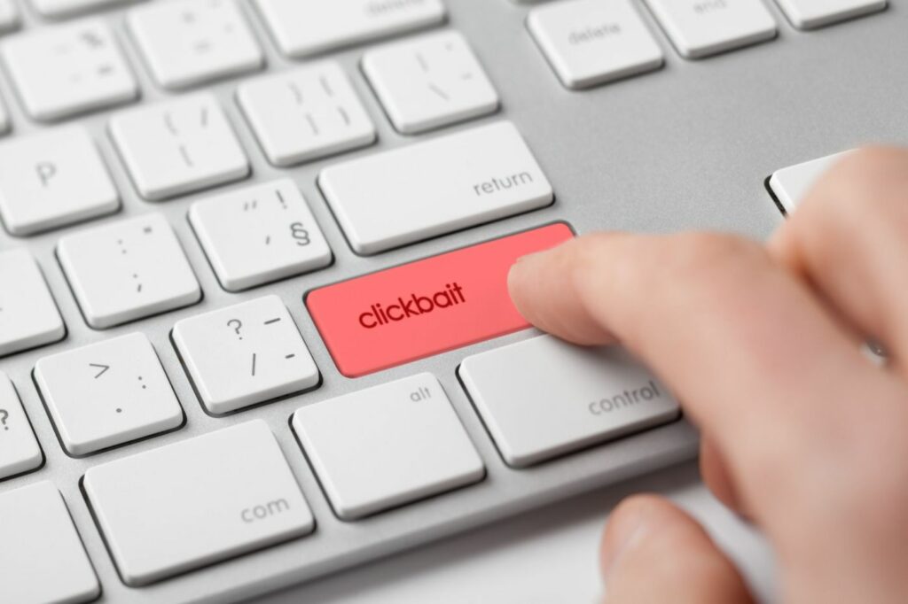 Qué es clickbait o clickbaiting ️ [2025 ]