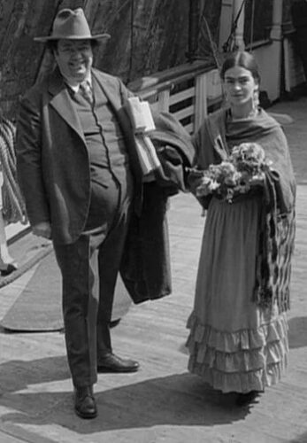 Frida vio por primera vez a Diego en 1922.