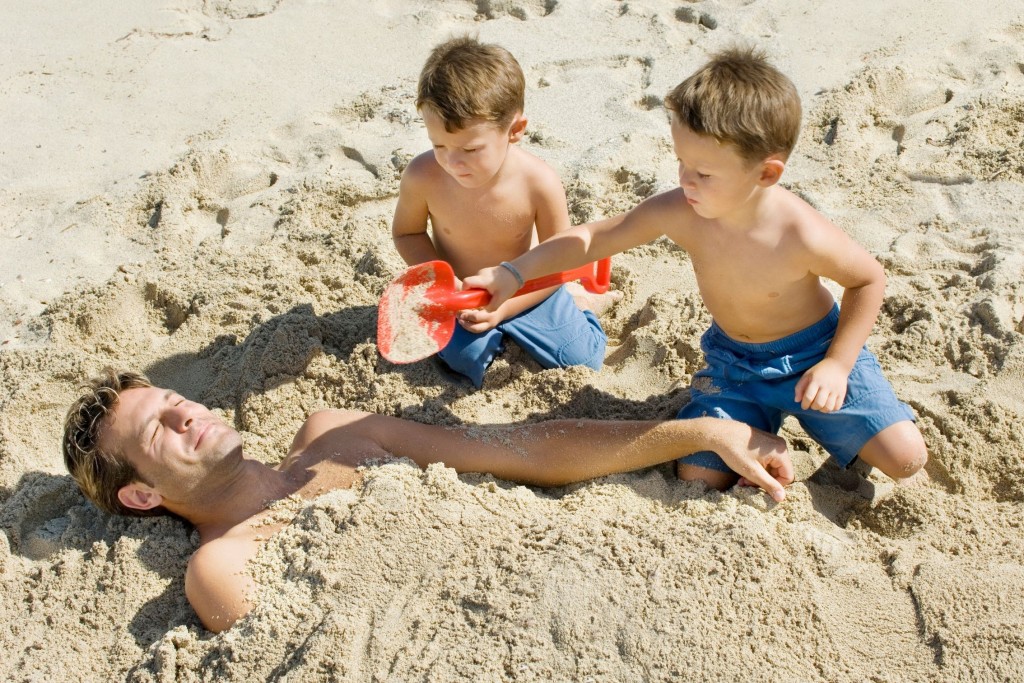 Juguetes de playa originales para bebés y niños