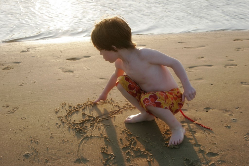 Juguetes de playa originales para bebés y niños