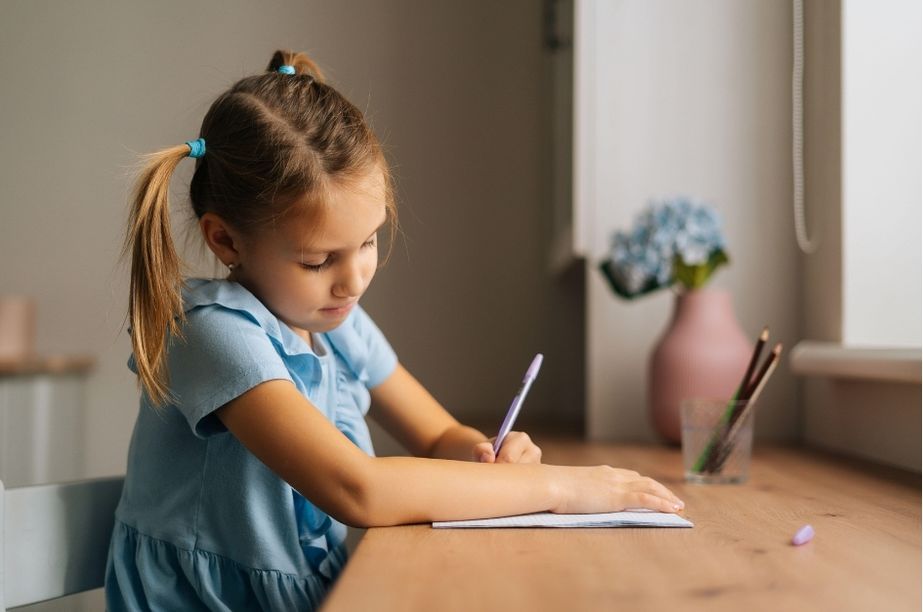 postura de escritura en niños zurdos